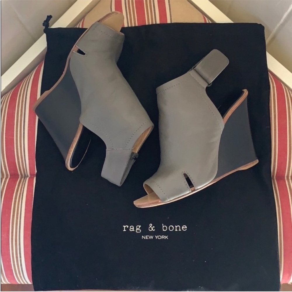 rag & bone Wembley Leather Wedges in Taupe